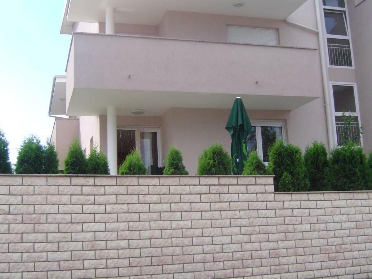 זאגרב Apartmani Almica מראה חיצוני תמונה