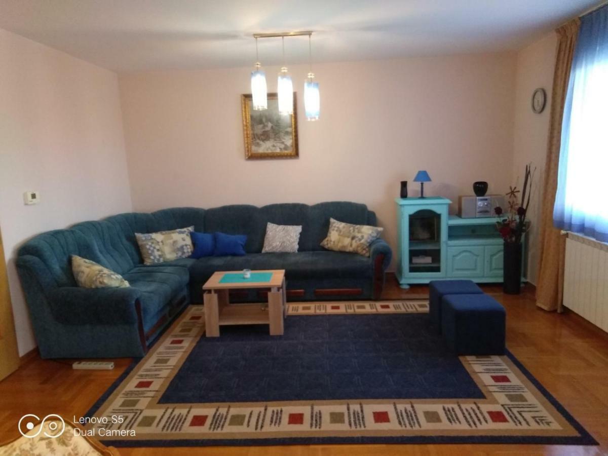 זאגרב Apartmani Almica מראה חיצוני תמונה