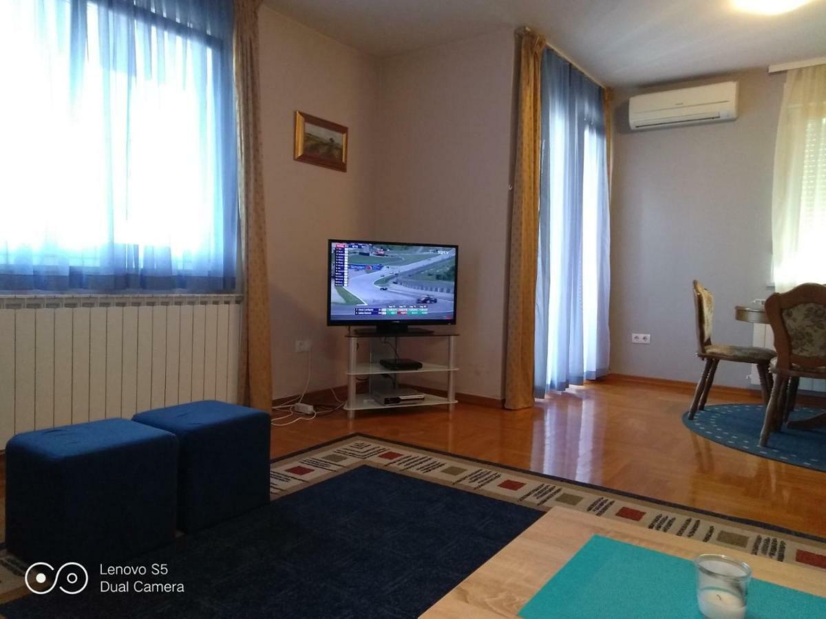 זאגרב Apartmani Almica מראה חיצוני תמונה